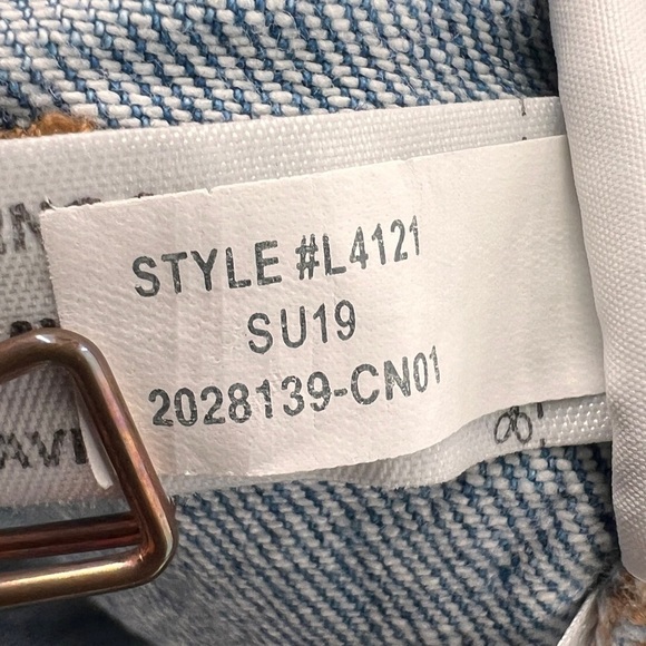 Madewell Classic Straight Distressed Rough Hem Jean Size 30 Women’s - Picture 6 of 7